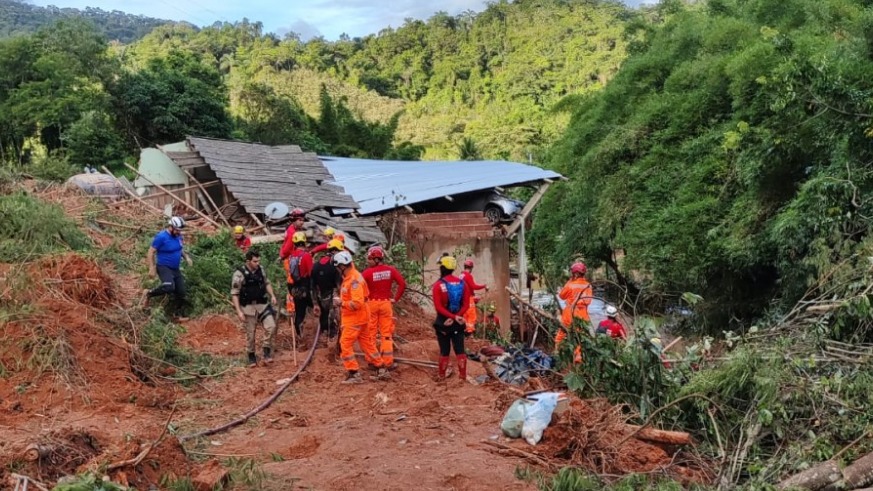 Deslizamento de terra em Antônio Dias