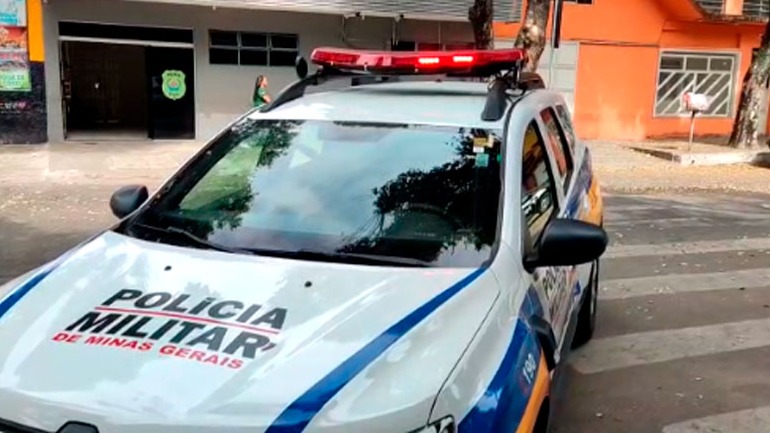 Menino esfaqueia o padrasto em Valadares