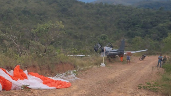 Avião