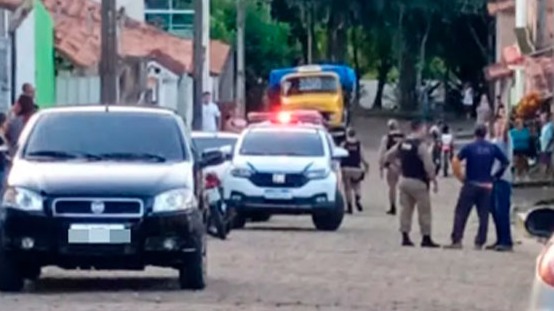 Advogada mata vizinha a tiros