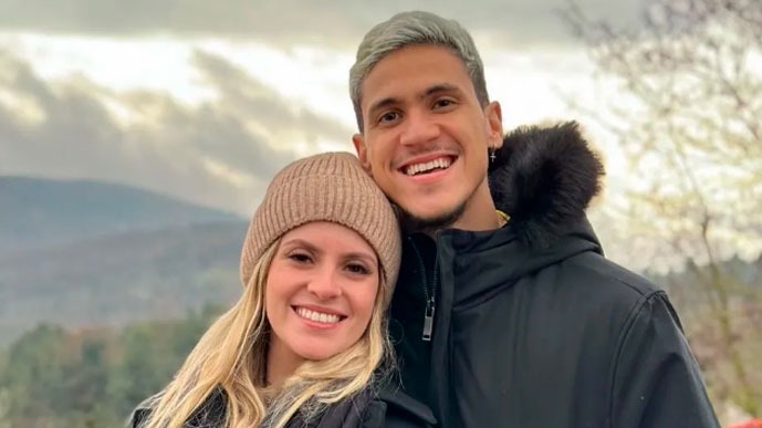 Pedro, do Flamengo, e a esposa