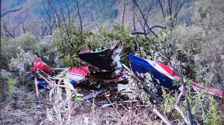 Avião cai na região do Vale do Aço