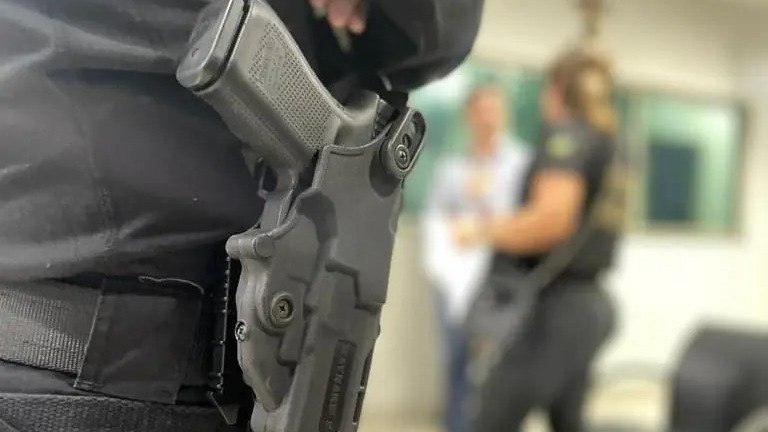 PF cumpre mandados de busca e apreensão em em Fortaleza (CE), Caucaia (CE) e Carpina (PE) — Foto: Divulgação/Polícia Federal