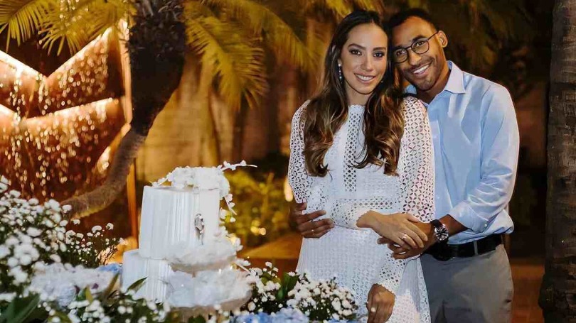 Joshua Arantes do Nascimento e Bárbara Meireles ficaram noivos em abril de 2023 - (crédito: Arquivo pessoal)