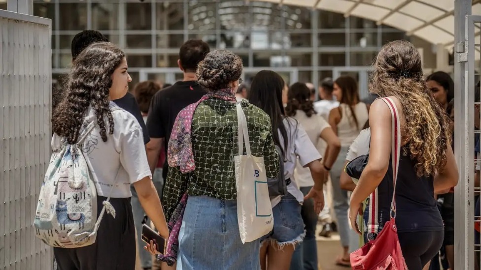 Prazo para isenção da taxa de inscrição do Enem termina nesta sexta-feira