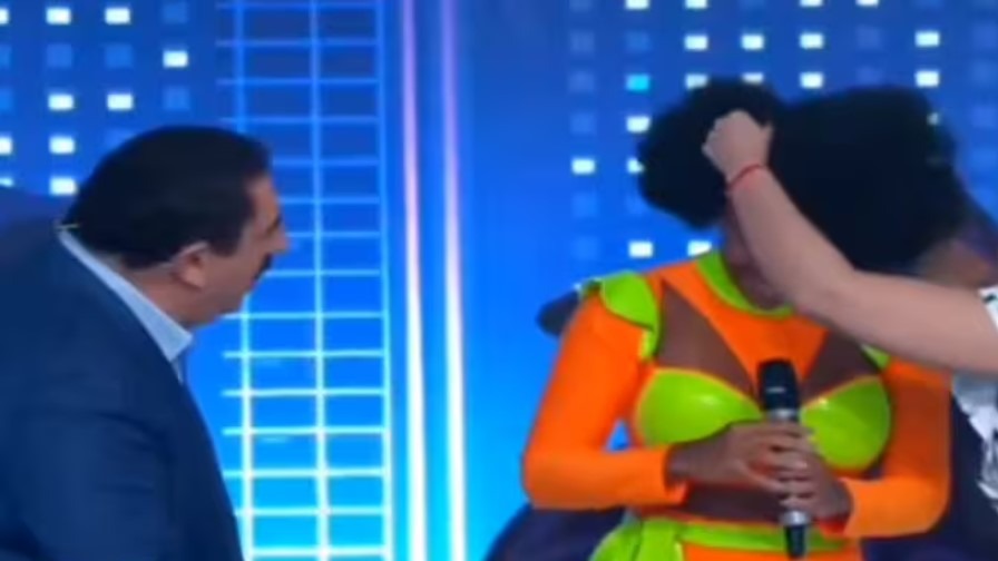 Ratinho enfrenta acusações de racismo após comentários sobre cabelo de bailarina
