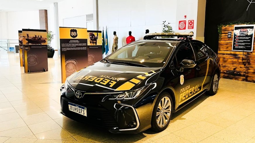 Shopping Vale do Aço recebe exposição que celebra os 80 anos da Polícia Federal