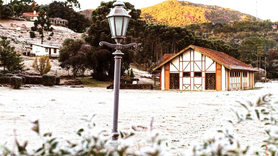 Minas gerais enfrenta risco de geada neste sábado