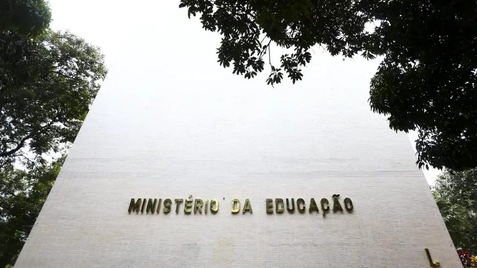 MEC criará protocolos para combater racismo em escolas