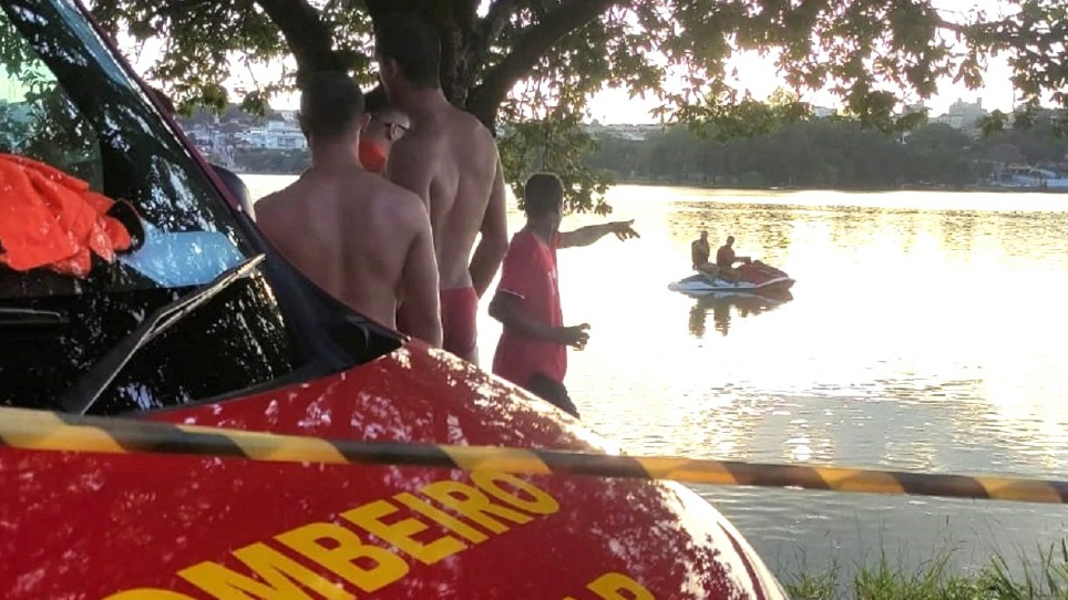 Bombeiros descobrem que vítima não se afogou em MG após buscas em lagoa