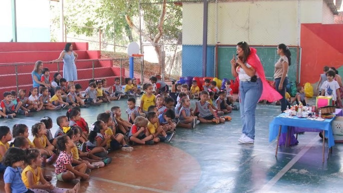 Programa ensina alimentação saudável nas escolas de Timóteo