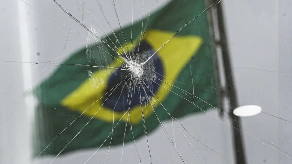 Itamaraty Recebe Lista De Brasileiros Foragidos Do 8 De Janeiro Na