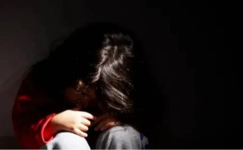 Homem é preso acusado de estuprar a própria filha