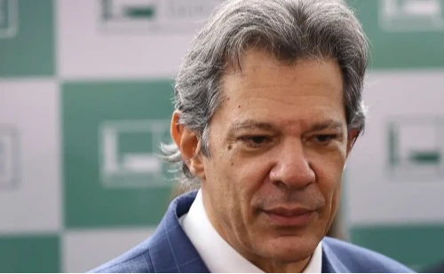 Lula anuncia isenção do Imposto de Renda para salários até R$ 5 mil