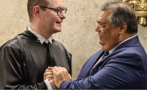 STF decidirá se Zanin e Dino podem julgar Bolsonaro em caso de golpe