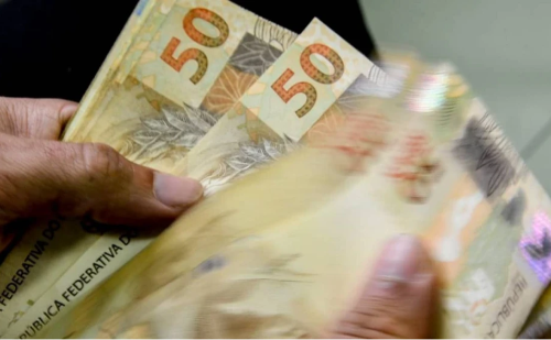 Consignado CLT: pedidos de simulação de crédito passam de 13 milhões no primeiro dia
