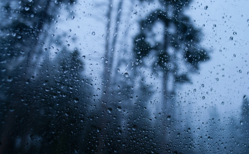 Chuva intensa pode atingir quase 600 cidades nesta segunda em MG