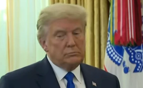 Trump admite possibilidade real de disputar um 3º mandato nos EUA