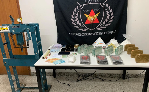 Dupla é presa com grande quantidade de drogas em Coronel Fabriciano