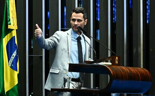 Cleitinho cogita candidatura ao governo de Minas e critica articulações da direita