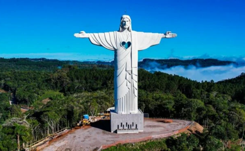 Encantado inaugura no RS Cristo maior que o do Rio e complexo turístico completo