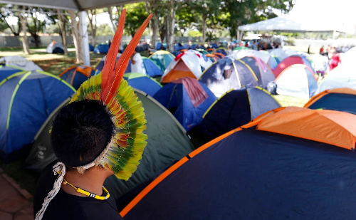 Acampamento indígena ocupa Brasília em nova mobilização por direitos