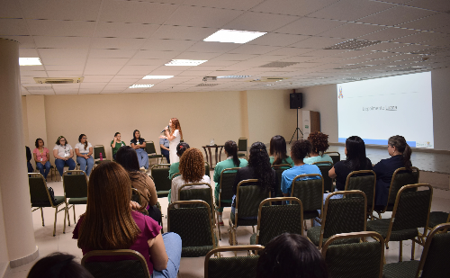Palestra na Unimed Vale do Aço aborda inclusão de pessoas com autismo