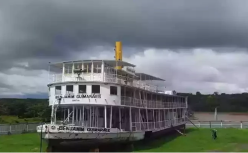 Embarcação histórica volta a navegar no rio São Francisco após década de espera