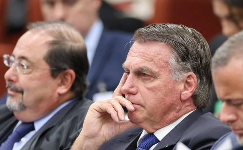 Bolsonaro e aliados têm até sexta para apresentar defesa ao STF