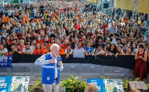 Lula inaugura campus da UFF e reafirma compromisso com universidades