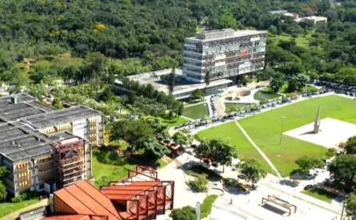 UFMG abre concurso com salários de até R$ 4,9 mil para níveis médio e superior