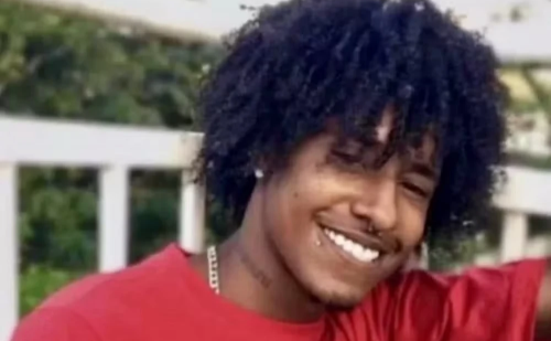 Jovem barbeiro é morto a tiros em praça de Salvador