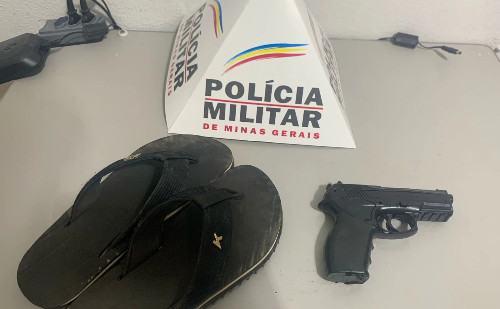 Homem é preso após roubo e agressão a policiais em Belo Oriente
