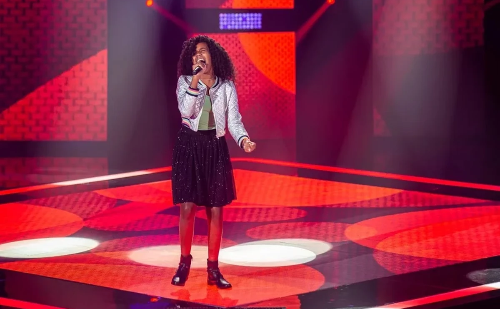 Karen Silva, ex-The Voice Kids, morre aos 17 anos após AVC