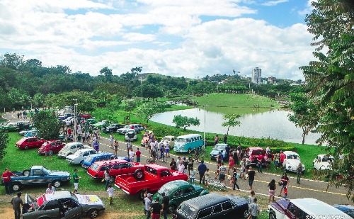 Ipatinga recebe exposição nacional com mais de 300 carros antigos neste domingo