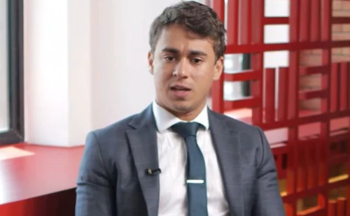 Nikolas critica possível camisa vermelha da Seleção Brasileira