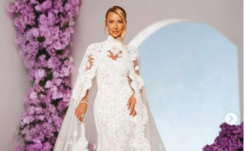 Com look inspirado em Beyoncé, Ana Paula Siebert celebra renovação de votos com Justus