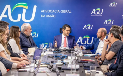 Governo prepara plano de ressarcimento a vítimas de fraude bilionária no INSS