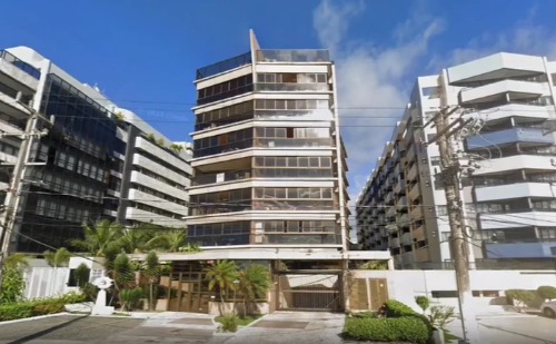 Cobertura de luxo será prisão domiciliar de Collor