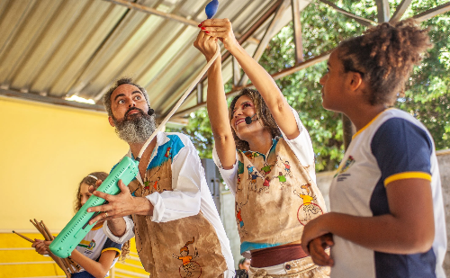 Instituto Usiminas promove espetáculo didático e oficinas gratuitas para a comunidade