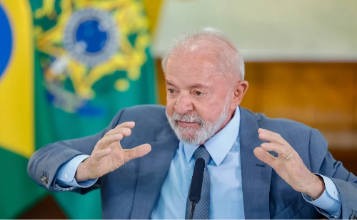 PDT rompe com base do governo Lula na Câmara após saída de Lupi