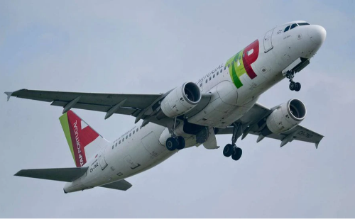 Voo da TAP retorna a Lisboa após forte cheiro a bordo