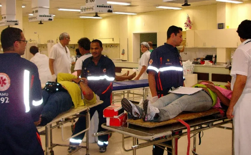 Salários de profissionais da saúde são atrasados em BH mesmo com emergência por doenças respiratórias