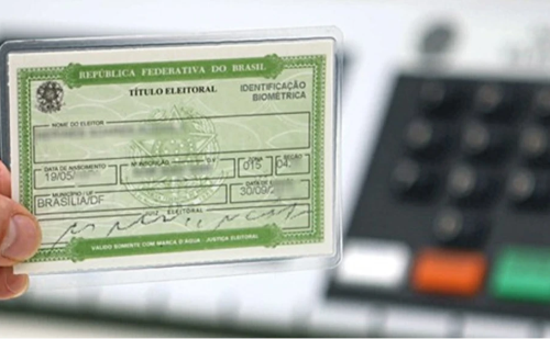Prazo final se aproxima e 5 milhões correm risco de ter título de eleitor cancelado