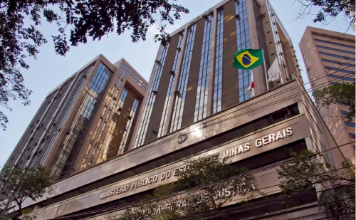 Homem é condenado a 45 anos por matar companheira com 40 facadas em Dom Cavati