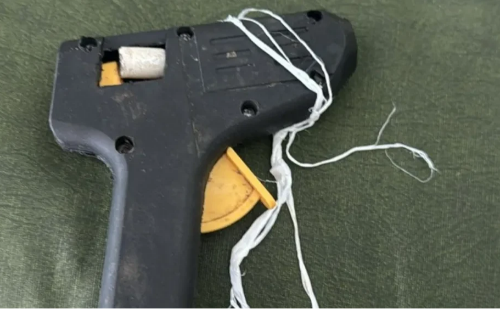 Preso homem que assaltou clínica com pistola de cola quente e fugiu de bicicleta em MG