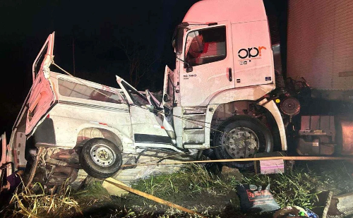 Van envolvida em acidente com 9 mortos na BR-251 estava irregular, diz ANTT