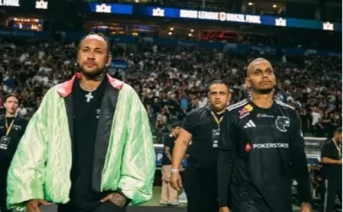 Torcida provoca Neymar com gritos de Série B na final da Kings League