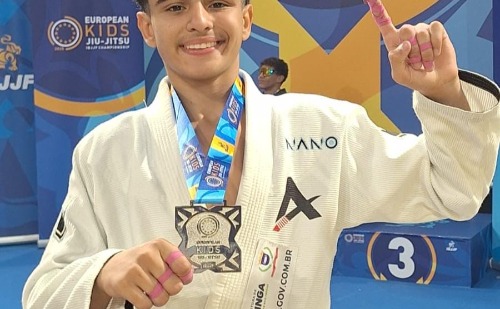 Jovem do Vale do Aço conquista prata no Europeu Kids de Jiu-Jitsu