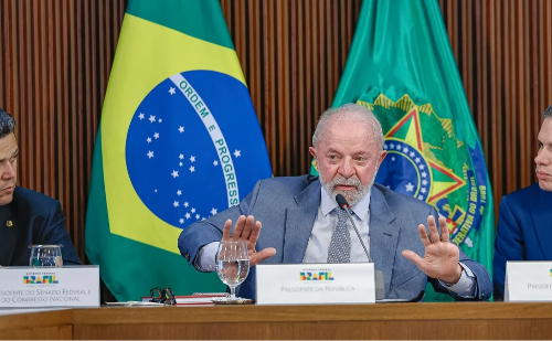 MP de Lula causa apreensão na indústria por possível alta na conta de luz